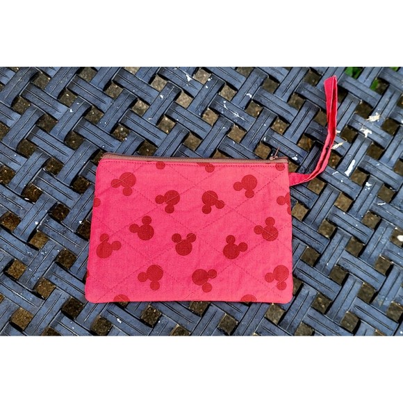 Mickey Mouse head red quilted wristlet makeup bag small purse wallet - Picture 1 of 3